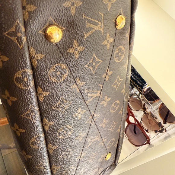 Louis Vuitton Monogram Canvas Satchel with Red Trim - Picture 7 of 11